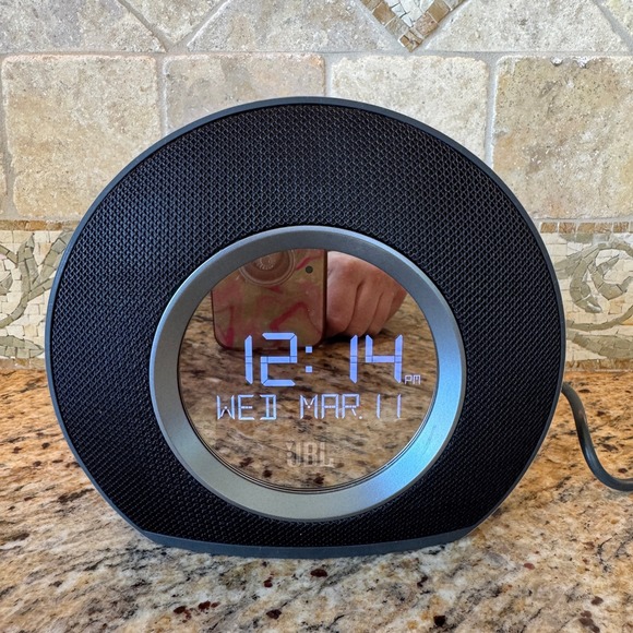 JBL Other - JBL Horizon - Bluetooth Clock Radio with 2USB Charging and Ambient Light - Black